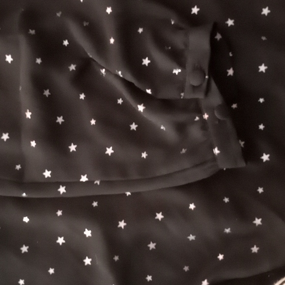 Torrid black and silver star long sleeve blouse XL or torrid size 1 - Picture 3 of 3